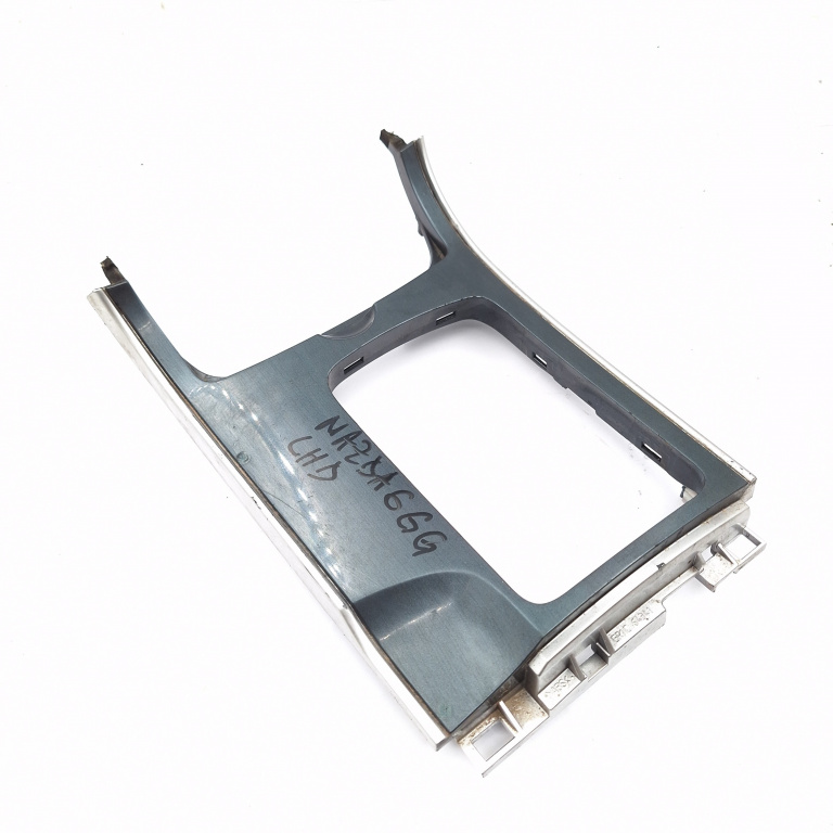 Ornament Interior Mazda 6 (Gg) 2002-2008 2.0 Di Rf5C Motorina Mijloc Consola Centrala K4366