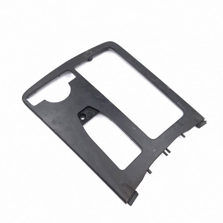 Ornament Interior Mercedes-Benz C-Class (W204) 2007-2014 C 320 Cdi 4-Matic (204.089) Om 642.961 Motorina Mijloc Consola Centrala 2046800107, A2046800107, A.204.680.01.07, 0005033012 Mercedes-Benz