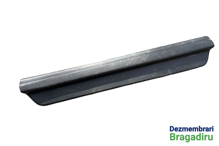 Ornament interior prag fata dreapta Cod: 85880-2L000 Hyundai i30 FD [2007 - 2010] Hatchback 1.6 CRDi MT (116 hp) Cod motor D4FB