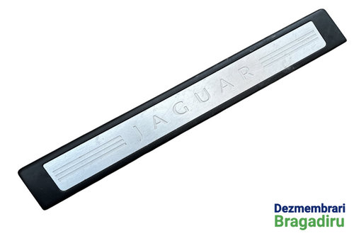Ornament interior prag fata dreapta Cod: 8X23-13200-AF Jaguar XF X250 [2007 - 2011] Sedan 4-usi 2.7D...