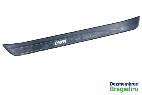 Ornament interior prag fata stanga Cod: 70060279 BMW Seria 3 E90 [2004 - 2010] Sedan 318i MT (129 hp...