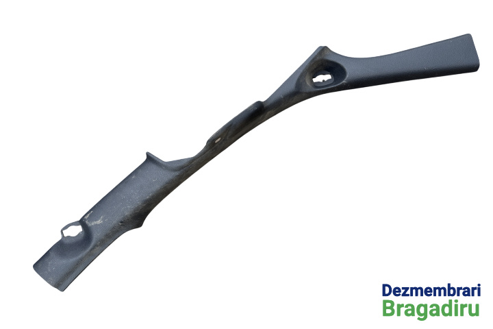 Ornament interior prag spate stanga Cod: 7700849108 7700849108 Renault Clio 2 [facelift] [2001 - 2005] Hatchback 5-usi 1.5 dCi MT (82 hp) Cod motor: K9K-B7-02