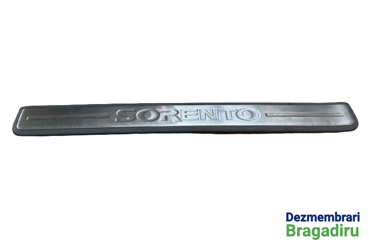 Ornament interior prag stanga fata Cod: 85886-3E000 Kia Sorento [2002 - 2006] SUV 2.5 CRDi 4WD MT (140 hp) Cod motor: D4CB