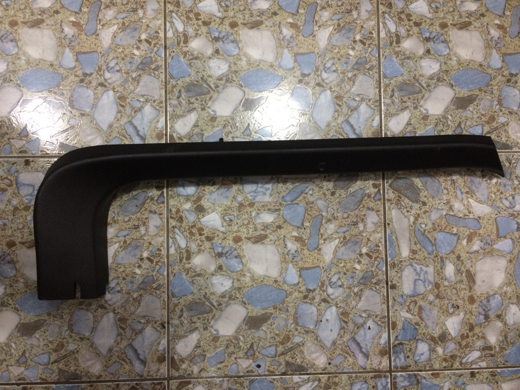 Ornament interior stanga luneta Ford Mondeo MK4 [2007 - 2010] Liftback 2.0 TDCi DPF AT (140 hp) MK4 (BA7) TITANIUM