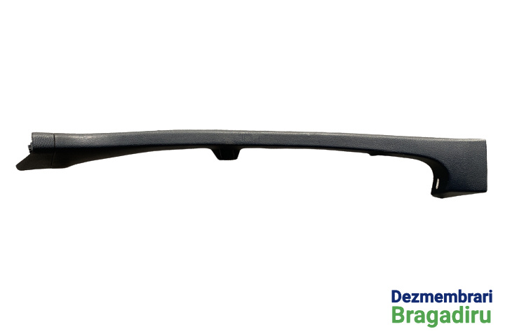 Ornament interior stanga spate Cod: 3C9867765 Volkswagen VW Passat B7 [2010 - 2015] Variant wagon 5-usi 1.6 MT (105 hp) CULOARE - LK7X