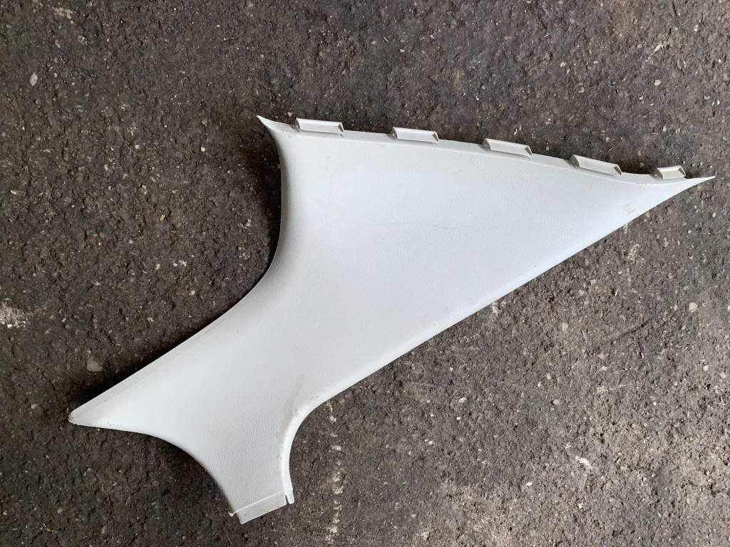 Ornament interior stanga stalp luneta Skoda Octavia [1996 - 2000] Liftback 5-usi 1.6 MT (75 hp) (1U2) 8V