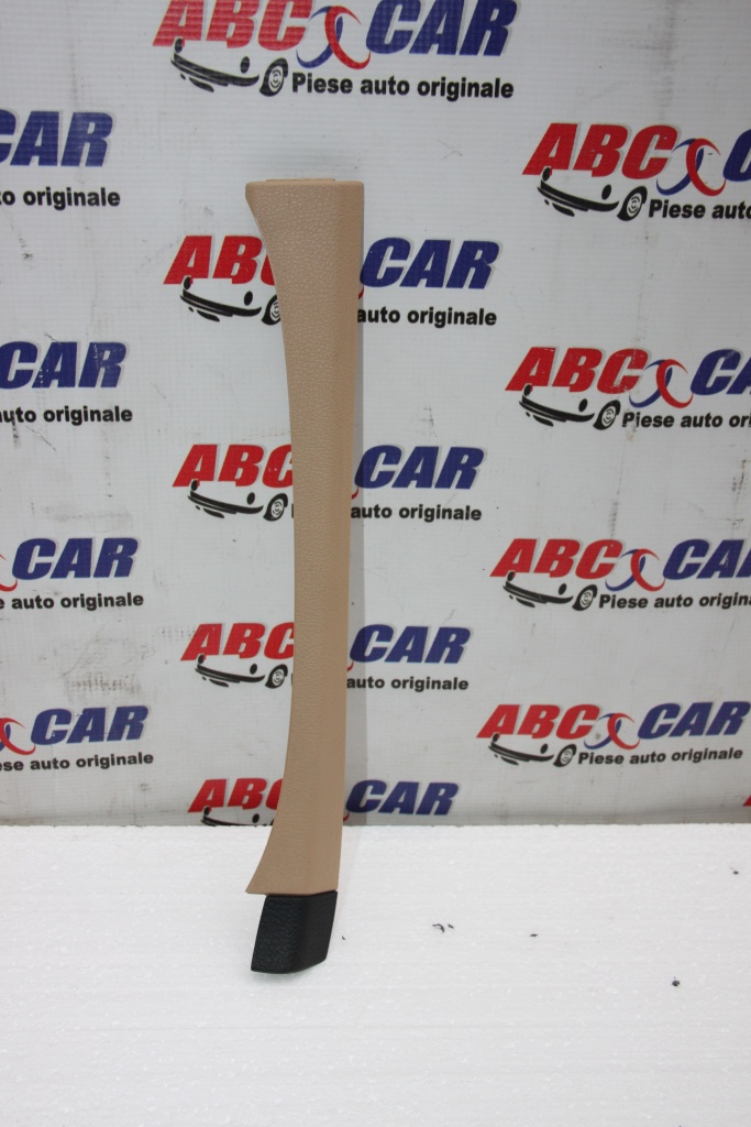 Ornament interior stanga VW Passat B6 Variant cod: 3C0868237 model 2008