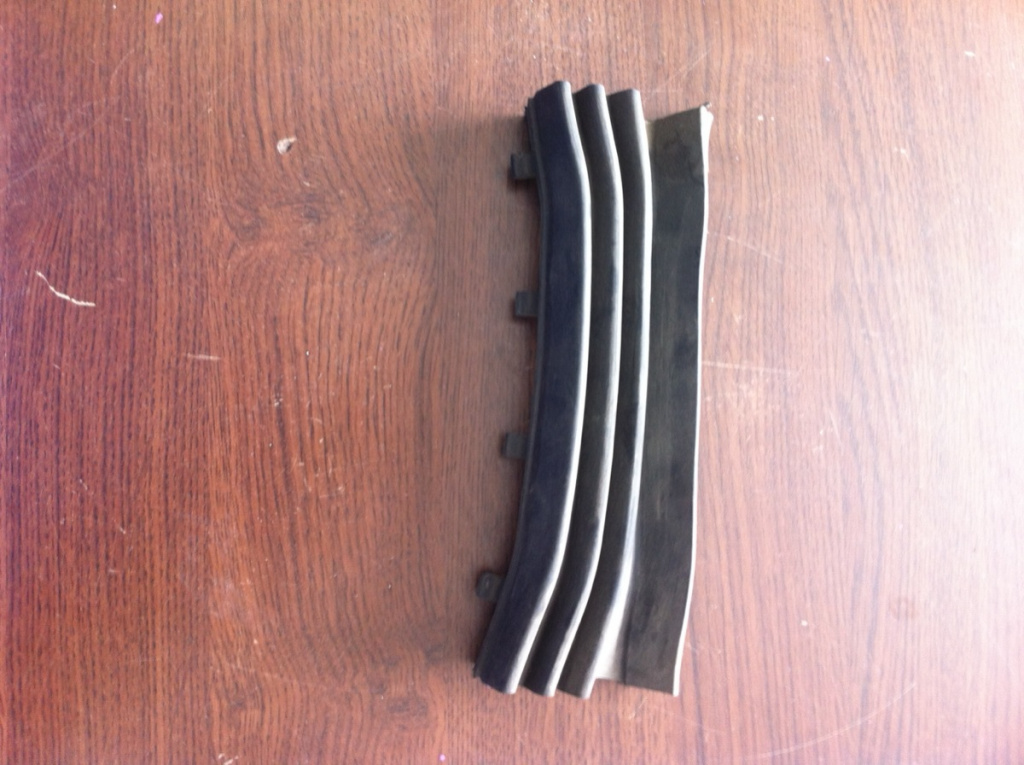 Ornament intre coloana de volan si ceasuri Ford Escort 5 [facelift] [1992 - 1995] Hatchback 5-usi 1.6 MT (90 hp) (GAL) 16V CLX