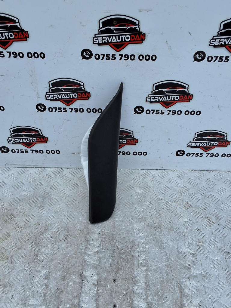 Ornament Iveco Daily 6 3.0 Motorina 2019, ORNAMENT USA / 5801850030