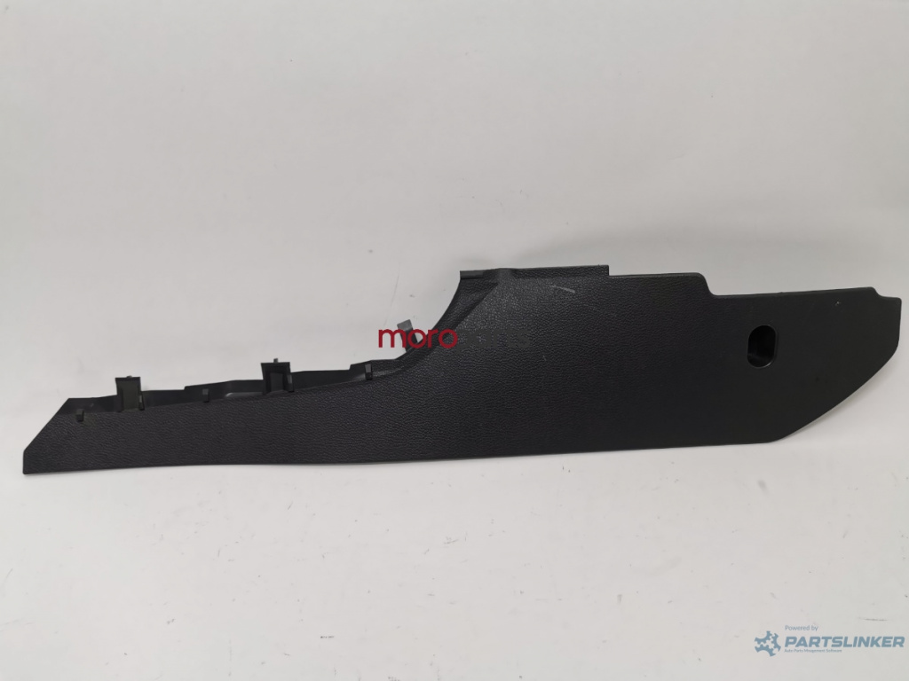 Ornament lateral consola centrala fata VOLKSWAGEN GOLF V Variant (1K5) [ 2007 - 2009 ] 1.6 (BGU, BSE, BSF, CCSA) 75KW|102HP VAG OEM 1K1863046B