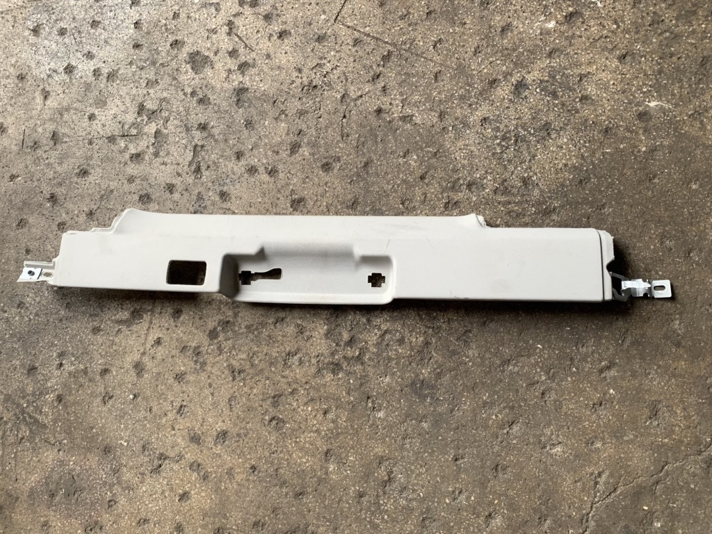 Ornament lateral plafon stanga Audi A4 B7 [2004 - 2008] Avant wagon 5-usi 2.0 multitronic (131 hp) 2.0 - ALT