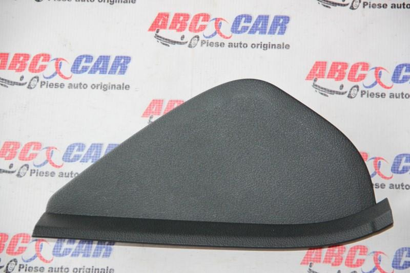 Ornament lateral plansa bord Volkswagen Tiguan 2007-2011 5N0858218B