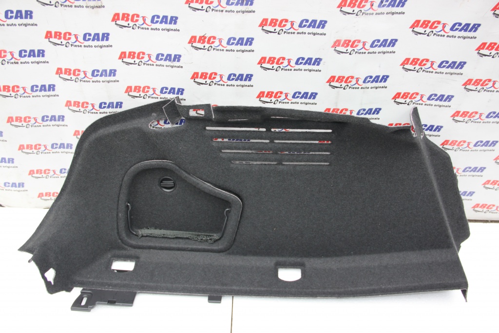Ornament lateral portbagaj stanga Audi A5 (F5) 2016-prezent 8W6863879L