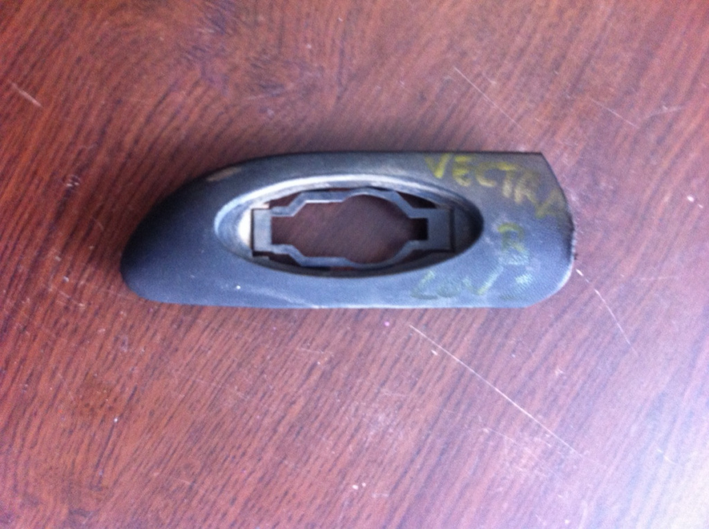 Ornament lukas dreapta Opel Vectra B [1995 - 1999] Sedan 4-usi 1.6 MT (101 hp) (36_) 1.6 16V
