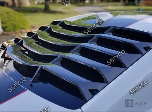 Ornament luneta geam spate Chevrolet Camaro 2016-2021 v1