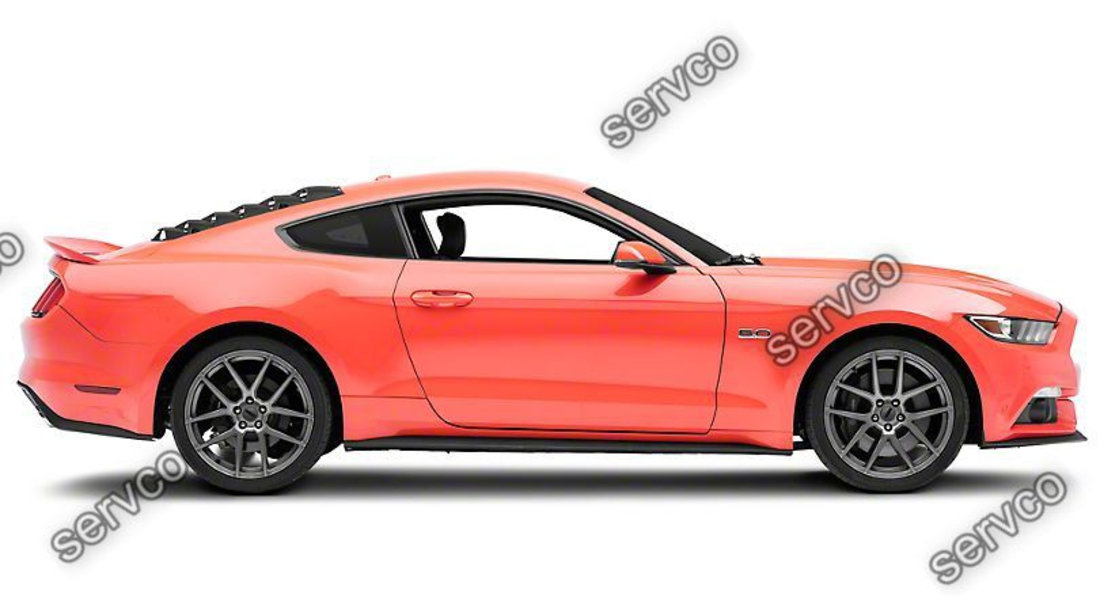 Ornament luneta geam spate Ford Mustang Fastback 2015-2021 v3