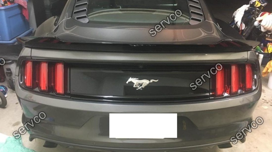 Ornament luneta geam spate Ford Mustang Fastback Sport 2015-2021 v5