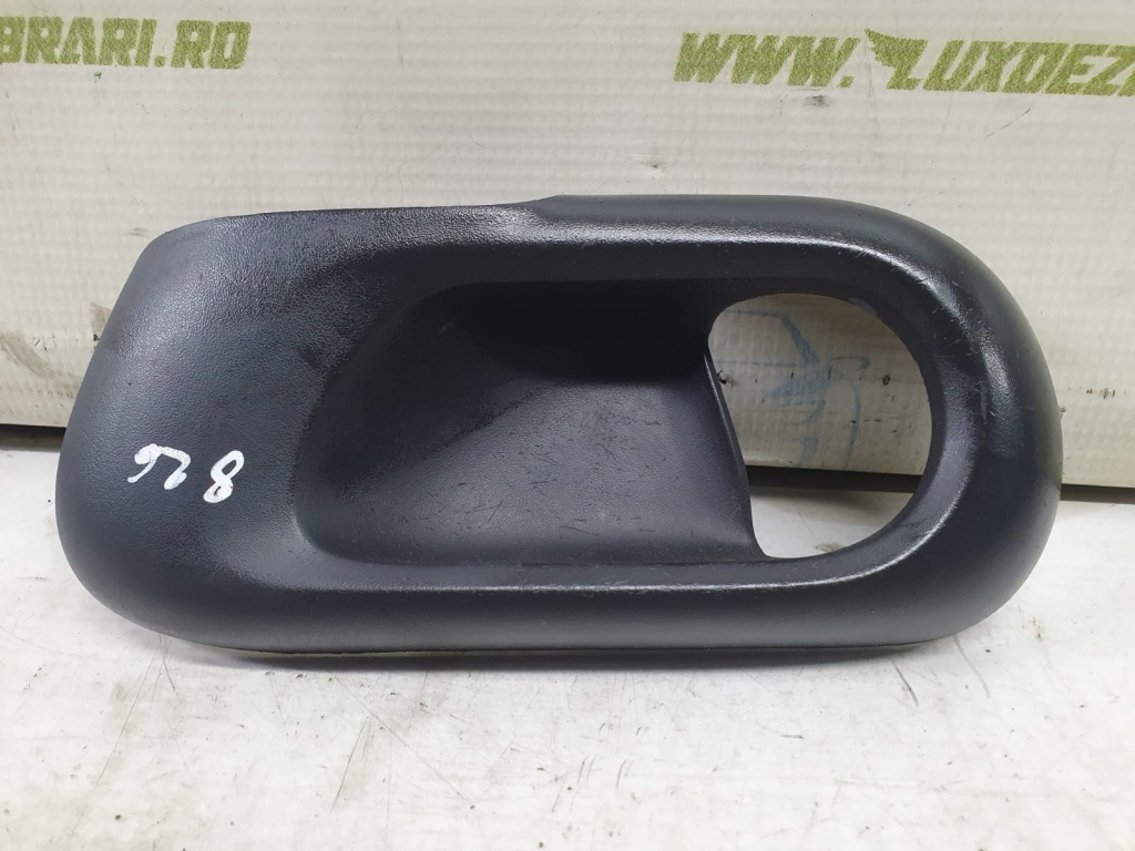 Ornament maner interior 13106251Lh Opel Corsa C [2000 - 2003] 1.2 benzina Z12XE