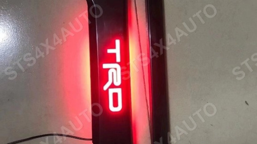 ORNAMENT MANERE OBLON CU LED TOYOTA HILUX REVO 2016-2020 MB[2021 LOOK]