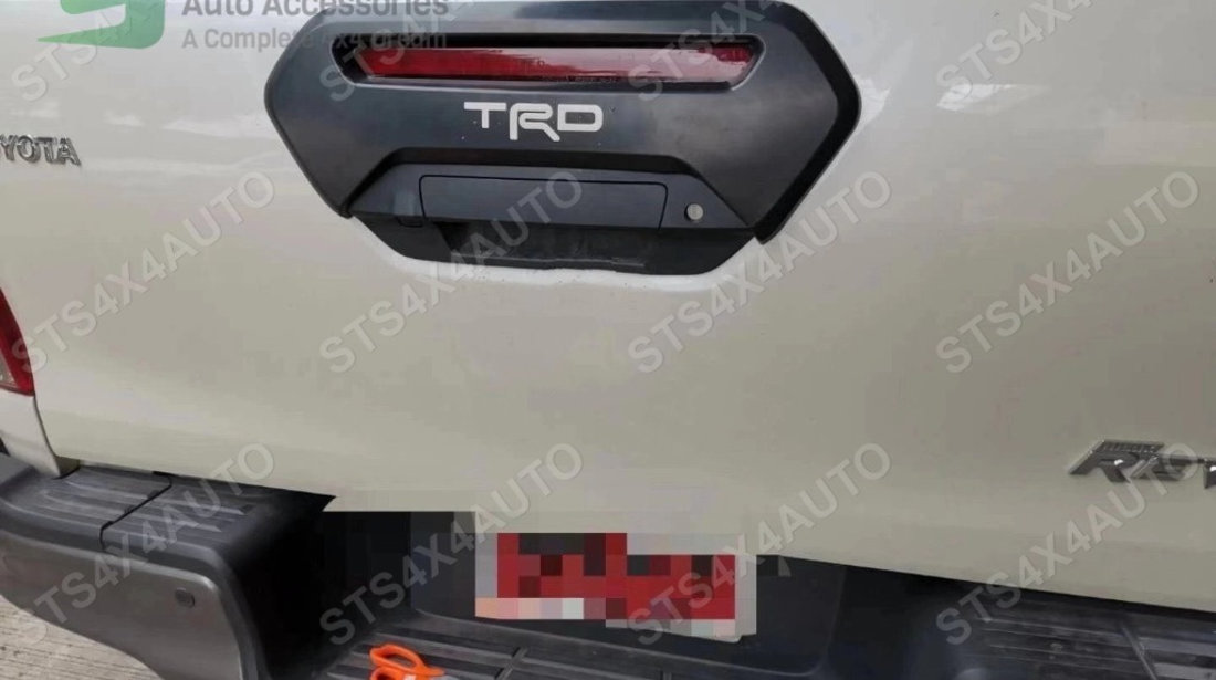 ORNAMENT MANERE OBLON CU LED TOYOTA HILUX REVO 2016-2020 MB[2021 LOOK]