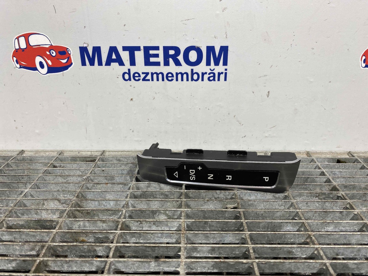 ORNAMENT MANETA SCHIMBATOR AUDI A4 A4 2.0 TDI - (2012 2015)