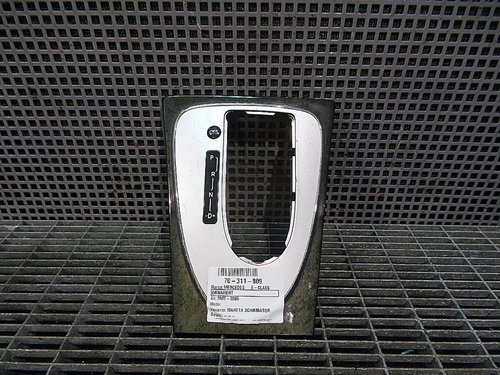 ORNAMENT MANETA SCHIMBATOR MERCEDES E-CLASS - - (2002 2006)