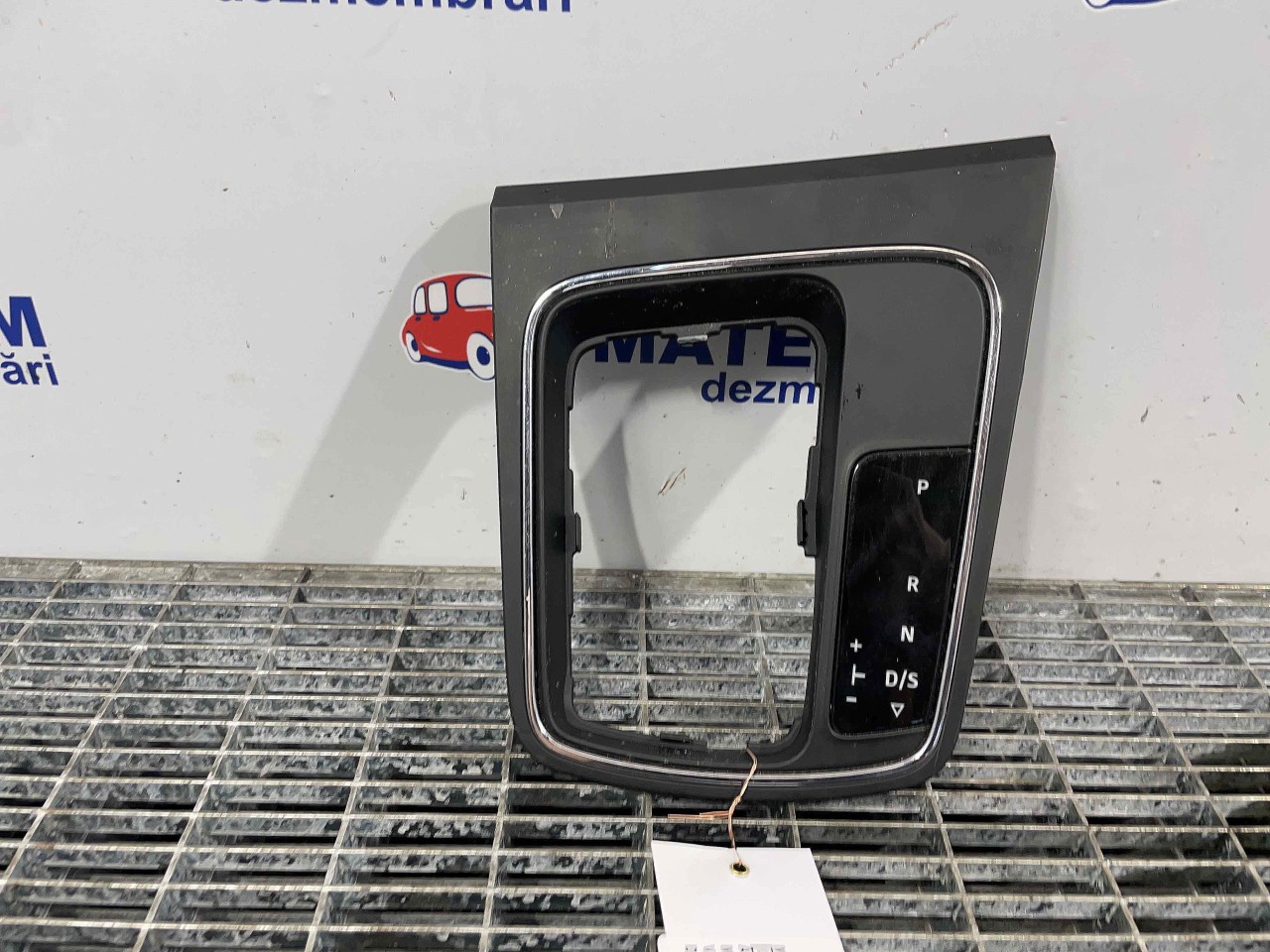 ORNAMENT MANETA SCHIMBATOR SEAT LEON - - (2012 2016)