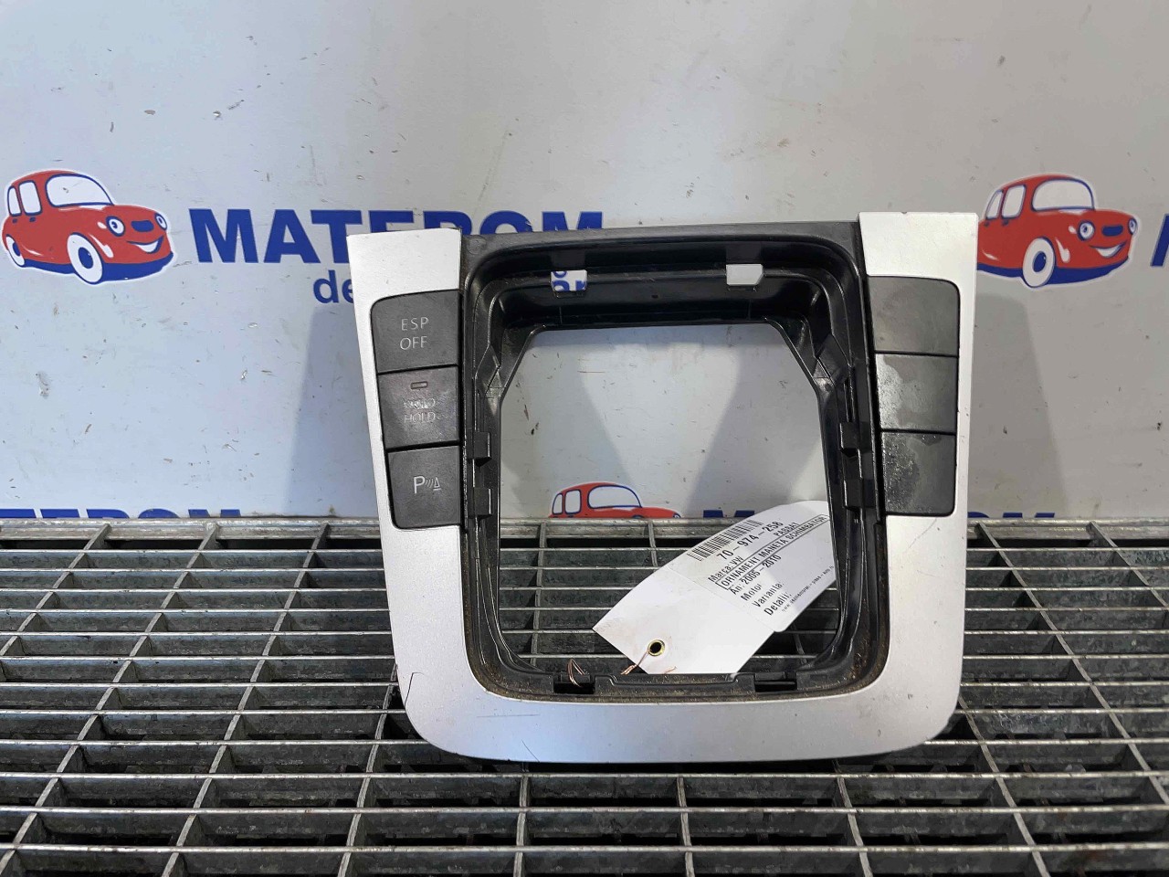 ORNAMENT MANETA SCHIMBATOR VW PASSAT - - (2005 2010)