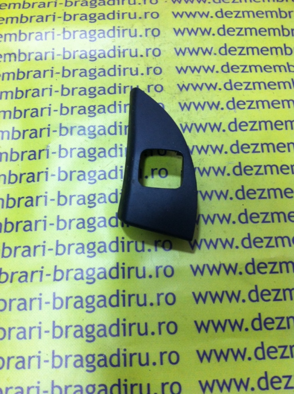 Ornament Mercedes-Benz C-Class W203/S203/CL203 [2000 - 2004] Coupe 3-usi C 200 Kompressor AT (163 hp) (CL203)