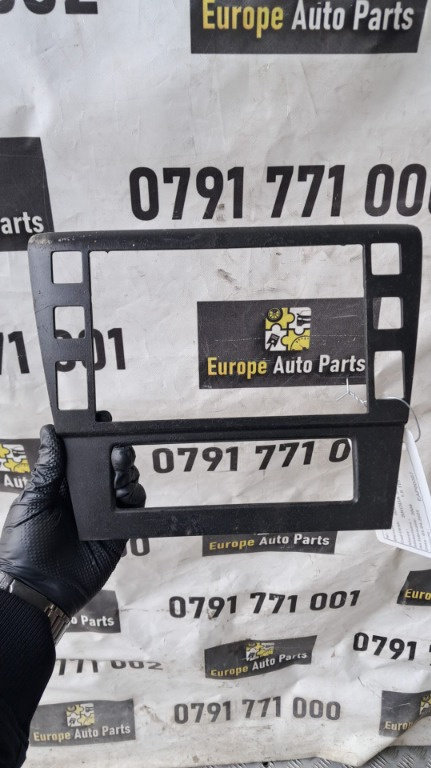 Ornament navigatie Skoda Superb 1.9 TDI an fabricatie 2008 cod 3U0858069G