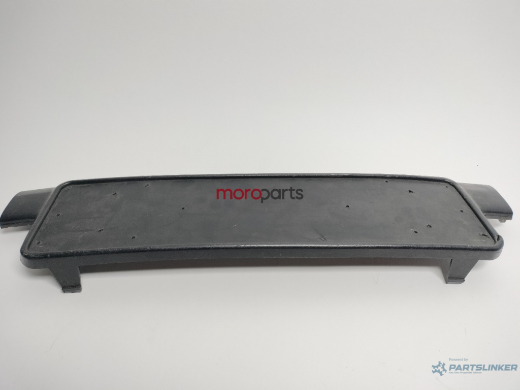 Ornament numar bara fata Volkswagen Passat B5 (3B) Break 2001 1.9 TDI OEM 3B0807719