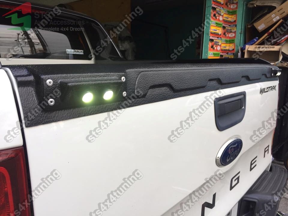 ORNAMENT OBLON CU LED FORD RANGER T6/T7/T8 2012-2022 [V1]