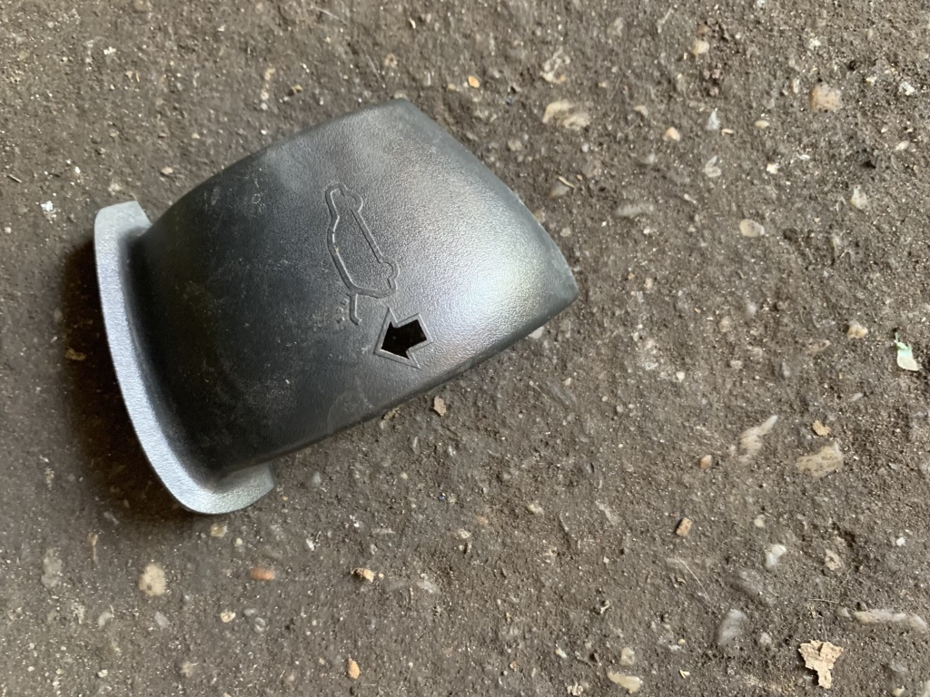 Ornament Ornament balama haion stanga Audi A4 B7 [2004 - 2008] Avant wagon 5-usi 2.0 multitronic (131 hp) 2.0 - ALT