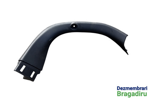 Ornament Ornament interior luneta stanga Cod: 7239897 7239897 BMW Seria 1 F20/F21 [2011 - 2015] Hatc...