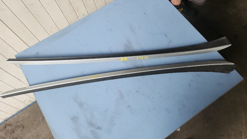 Ornament parbriz Hyundai I40 1.7 CRDI D4FD 2012 Cod : 86131-3Z000 86132-3Z000