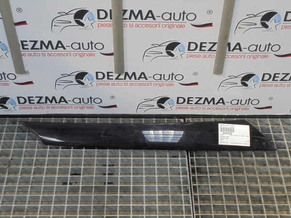Ornament parbriz stanga, 5J6853263, Skoda Fabia 2 (5J)