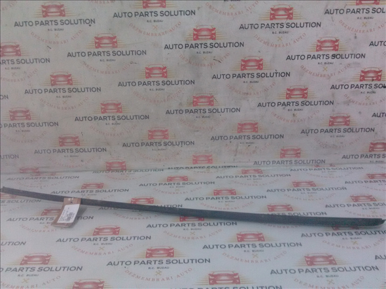 Ornament parbriz stanga AUDI A3 1.9 TDI an fabr. 2006