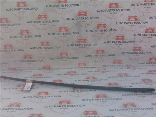 Ornament parbriz stanga AUDI A3 1.9 TDI an fabr. 2006