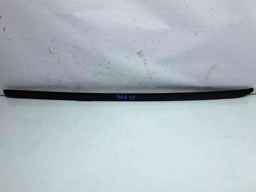 Ornament parbriz stanga Bmw 5 (E60) [Fabr 2004-2010] 7045447