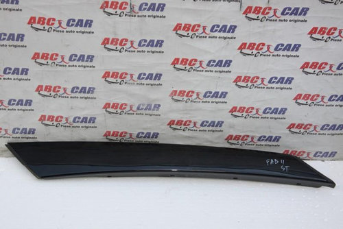Ornament parbriz stanga Skoda Fabia 2 2006-2010 5J6853263A