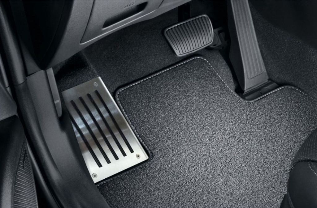 Ornament Pedala Foot Rest Oe Hyundai Tucson NX4 2021→ Argintiu 9999Z057202