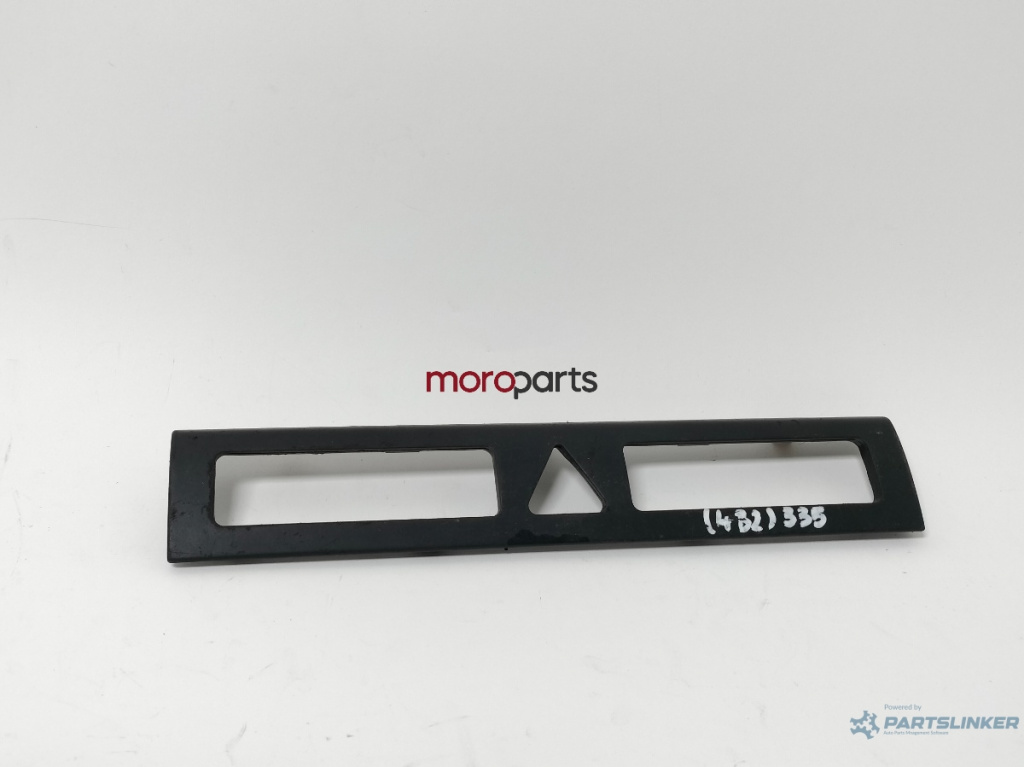 Ornament plansa bord Audi A6 C5 (4B2) Berlina 2002 1.9 TDI OEM 4B0863321