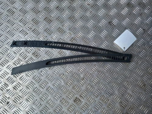 Ornament plansa bord Mercedes R-Class W251 2010 3.0 cod A2518310060 / A2518310460