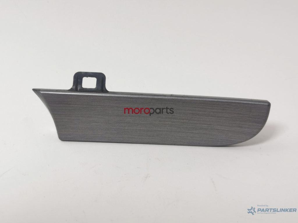 Ornament plansa bord Volkswagen Touran (1T3) Monovolum 2014 1.6 TDI VOLKSWAGEN TOURAN (1T3) [ 2010 - 2015 ] OEM 1T1858418B