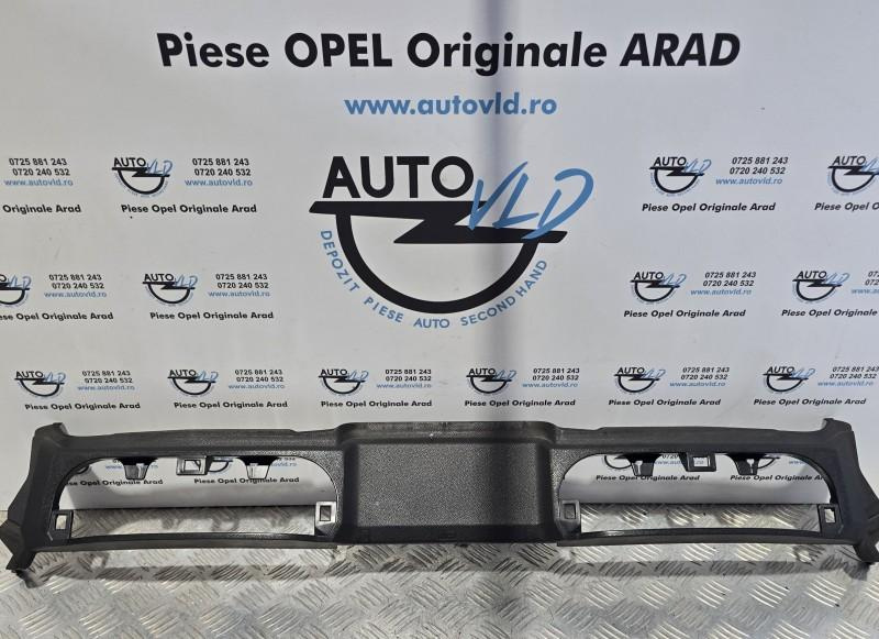 Ornament plastic bancheta spate Opel Astra H Twintop 2004-2007 13193448