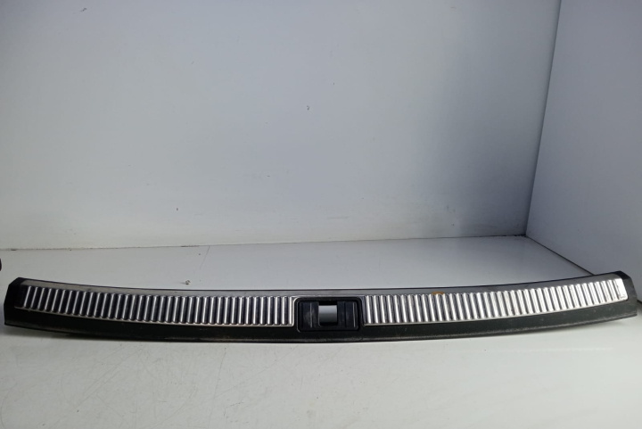 Ornament portbagaj 8E9864483C Audi A4 B7 [2004 - 2008]