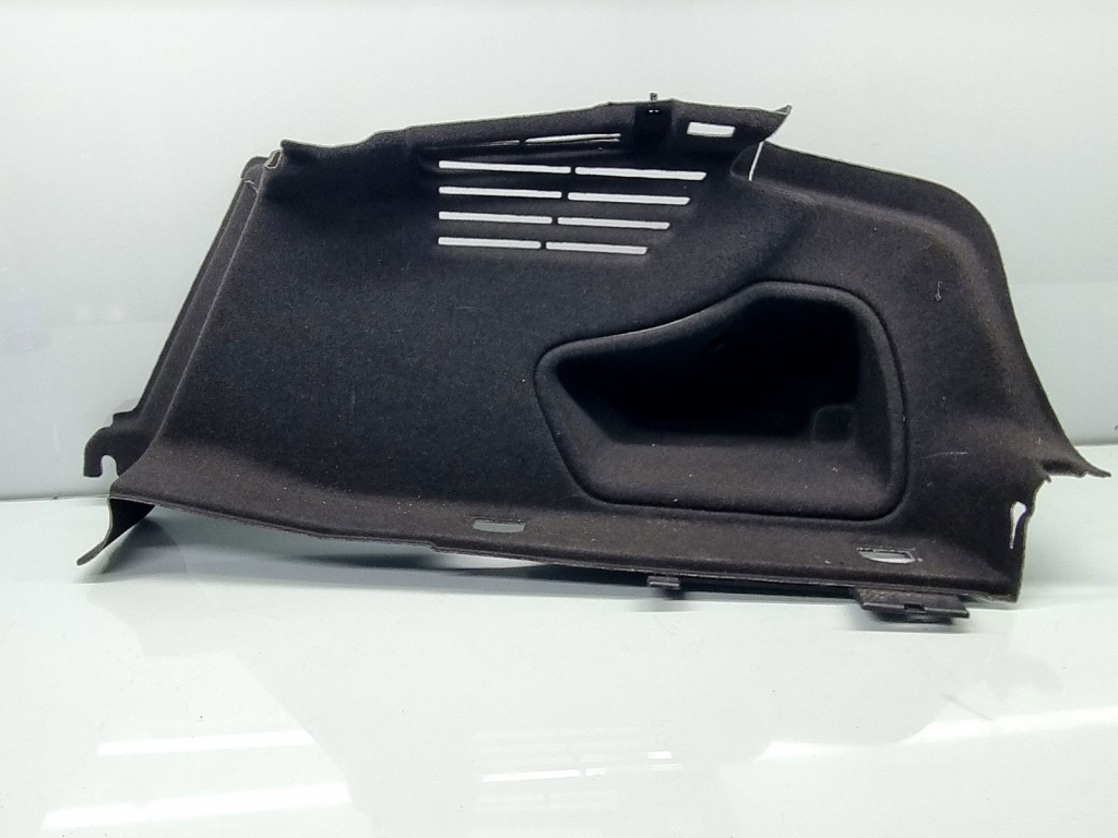 Ornament portbagaj AUDI A4 (8W2, B9) [Fabr 2015-2023] 8W5863880M 2.0 TDI DETA 140KW / 190CP