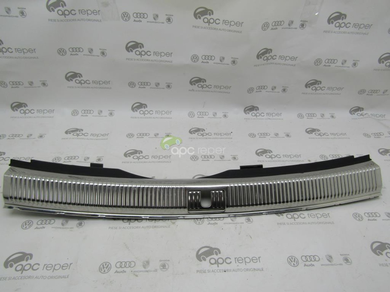 Ornament portbagaj Audi A6 4G Allroad cod 4G9864483