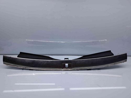 Ornament portbagaj Audi Q7 (4LB) [Fabr 2006-2014] 4L0864483A