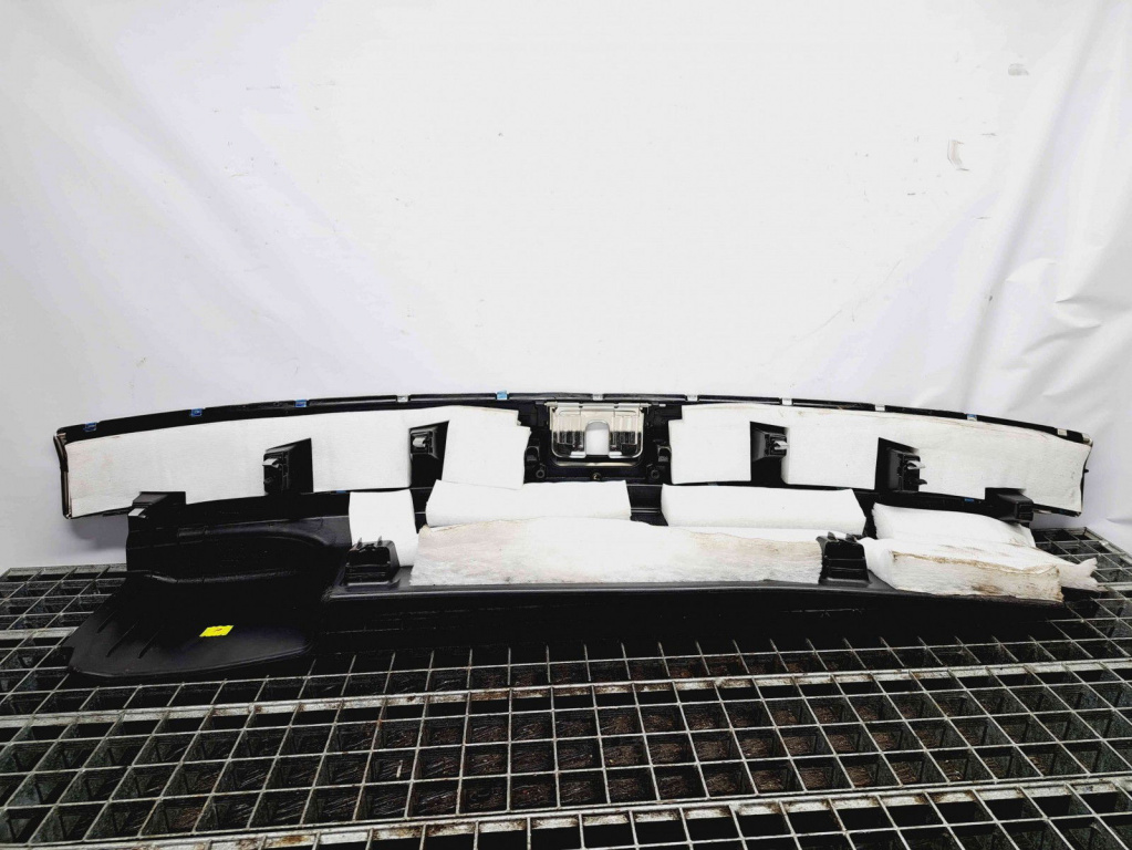 Ornament portbagaj Audi Q7 (4MB) [ Fabr 2015-prezent] 4M0864483